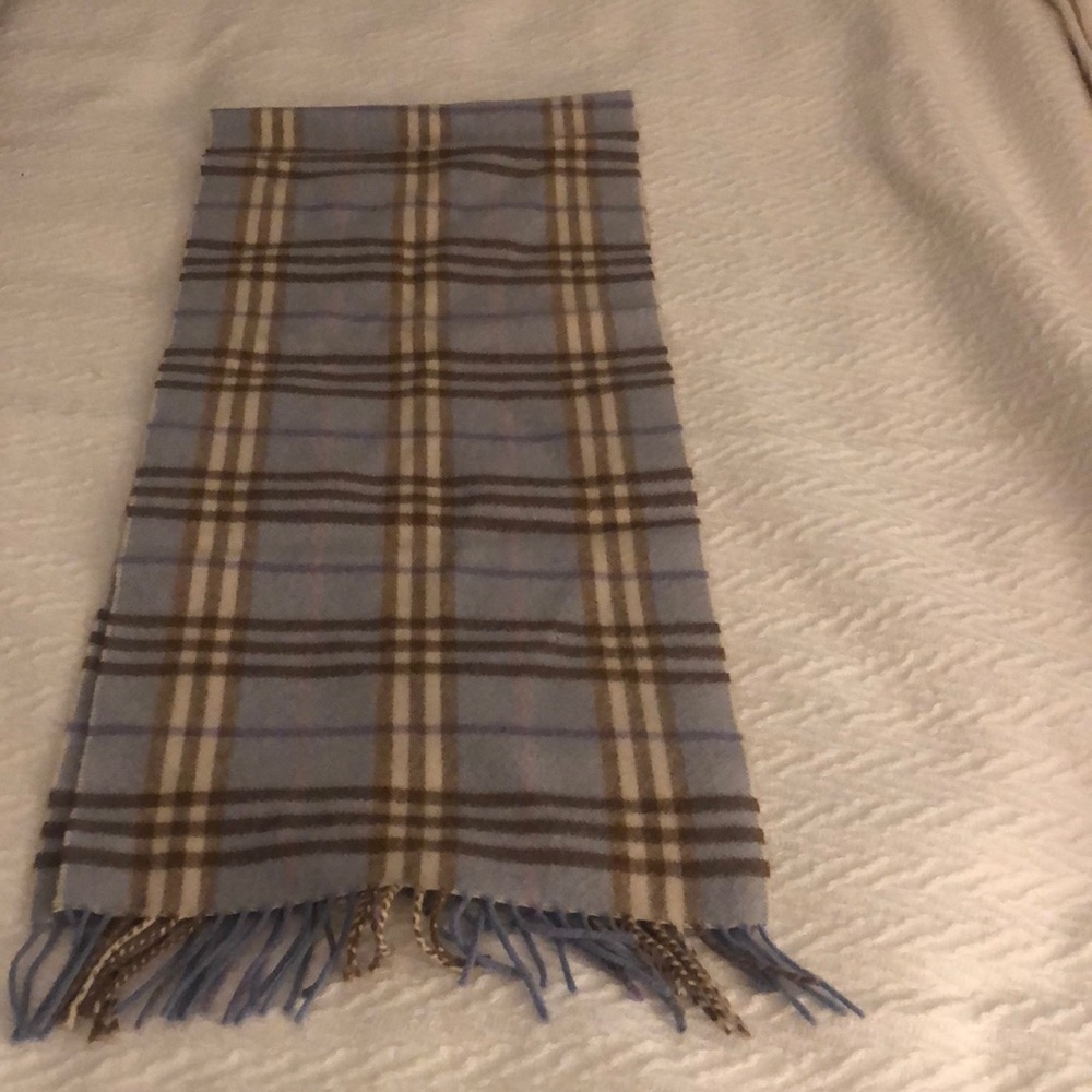Light blue Burberry Cashmere scarf